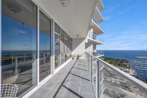 Condominio en alquiler en Saint Petersburg, Florida, 2 dormitorios, 94.57 m2 № 1900475 - foto 28