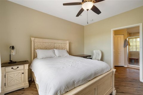 Condo in Tampa, Florida, 2 bedrooms  № 1901357 - photo 6