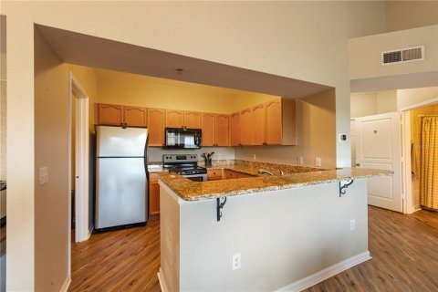 Condo in Tampa, Florida, 2 bedrooms  № 1901357 - photo 18