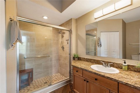 Condo in Tampa, Florida, 2 bedrooms  № 1901357 - photo 13