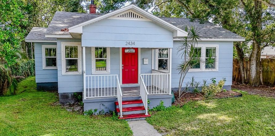 Casa en Saint Petersburg, Florida 4 dormitorios, 157 m2 № 1909812