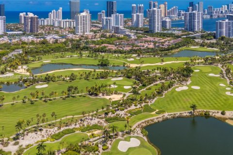 Condo in Aventura, Florida, 1 bedroom № 2077756 - photo 28