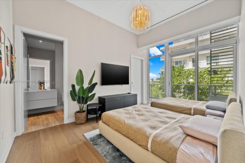Condo in Miami Beach, Florida, 2 bedrooms  № 1870054 - photo 30