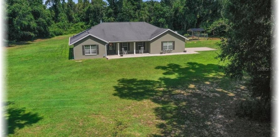 Villa ou maison à Ocala, Floride 4 chambres, 202.16 m2 № 1912096