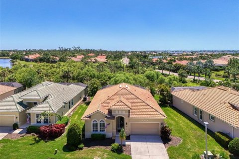 Casa en venta en Port Charlotte, Florida, 2 dormitorios, 188.22 m2 № 1634242 - foto 2
