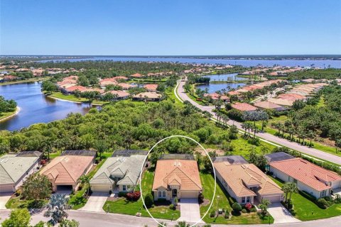Casa en venta en Port Charlotte, Florida, 2 dormitorios, 188.22 m2 № 1634242 - foto 4