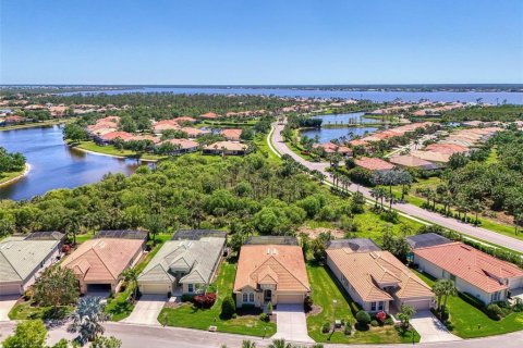Casa en venta en Port Charlotte, Florida, 2 dormitorios, 188.22 m2 № 1634242 - foto 3