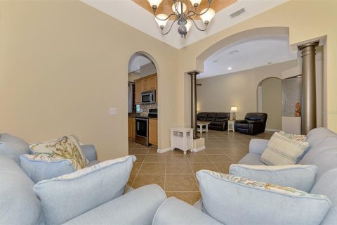Casa en venta en Port Charlotte, Florida, 2 dormitorios, 188.22 m2 № 1634242 - foto 21