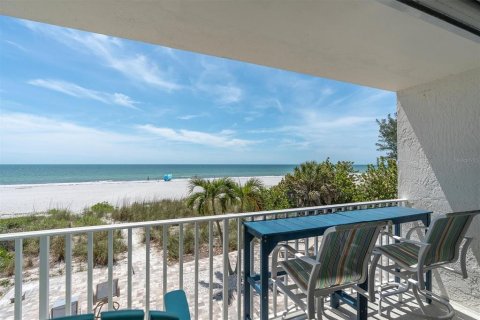 Copropriété à vendre à Indian Shores, Floride: 2 chambres, 124.49 m2 № 2132565 - photo 15