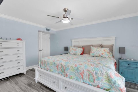 Copropriété à vendre à Indian Shores, Floride: 2 chambres, 124.49 m2 № 2132565 - photo 27