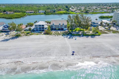 Copropriété à vendre à Indian Shores, Floride: 2 chambres, 124.49 m2 № 2132565 - photo 2