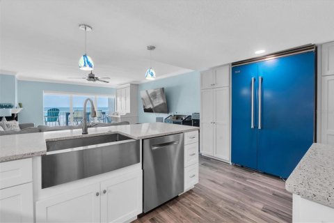 Copropriété à vendre à Indian Shores, Floride: 2 chambres, 124.49 m2 № 2132565 - photo 4