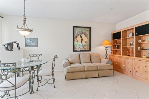 Villa ou maison à vendre à Palm Beach Gardens, Floride: 3 chambres, 193.98 m2 № 2085176 - photo 21