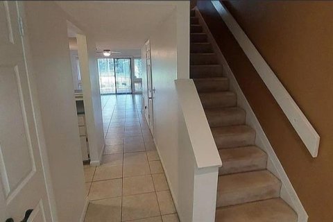 Touwnhouse à vendre à Orlando, Floride: 2 chambres, 92.81 m2 № 1904982 - photo 8