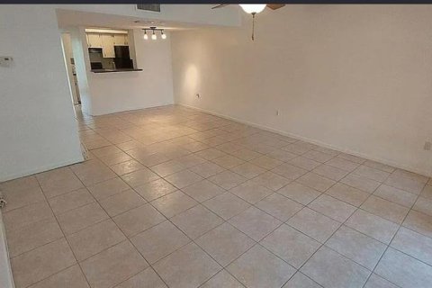 Touwnhouse à vendre à Orlando, Floride: 2 chambres, 92.81 m2 № 1904982 - photo 15