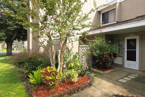 Touwnhouse à vendre à Orlando, Floride: 2 chambres, 92.81 m2 № 1904982 - photo 2