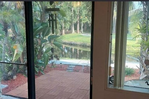 Touwnhouse à vendre à Orlando, Floride: 2 chambres, 92.81 m2 № 1904982 - photo 14