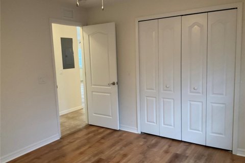 Condo in Rotonda, Florida, 2 bedrooms № 2398605 - photo 25