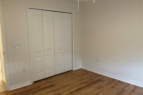 Condo in Rotonda, Florida, 2 bedrooms № 2398605 - photo 26