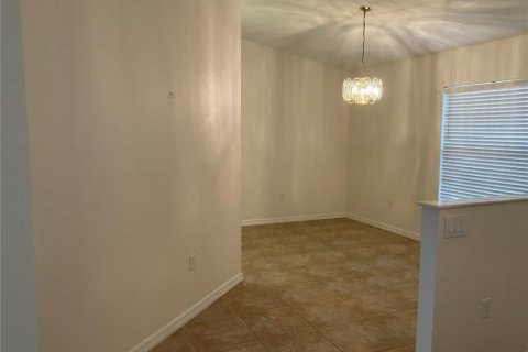 Condo in Rotonda, Florida, 2 bedrooms № 2398605 - photo 20