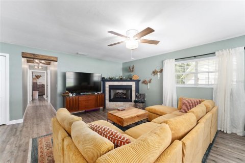Villa ou maison à vendre à Gainesville, Floride: 3 chambres, 122.91 m2 № 1902716 - photo 5