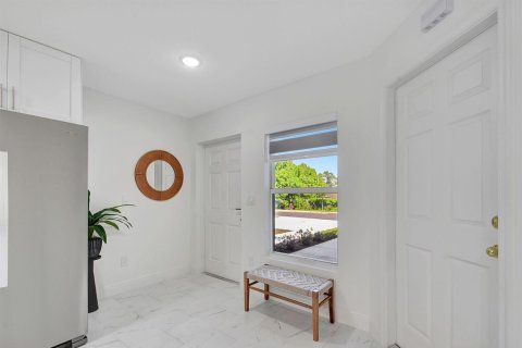Touwnhouse à louer à Lake Worth, Floride: 3 chambres, 131.74 m2 № 2439219 - photo 9
