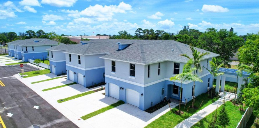 Touwnhouse à Lake Worth, Floride 3 chambres, 131.74 m2 № 2439219