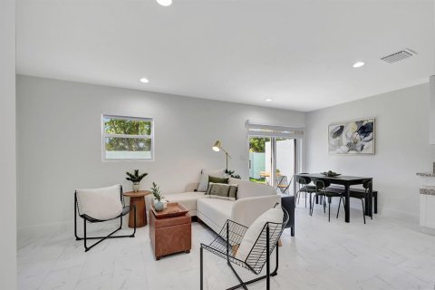 Touwnhouse à louer à Lake Worth, Floride: 3 chambres, 131.74 m2 № 2439219 - photo 15