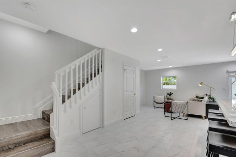 Touwnhouse à louer à Lake Worth, Floride: 3 chambres, 131.74 m2 № 2439219 - photo 11