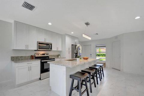 Touwnhouse à louer à Lake Worth, Floride: 3 chambres, 131.74 m2 № 2439219 - photo 19