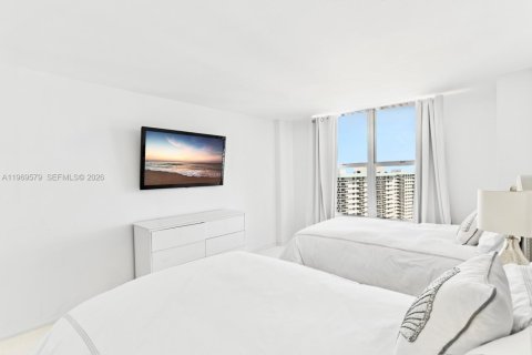 Condominio en venta en Hollywood, Florida, 2 dormitorios, 117.99 m2 № 2030318 - foto 22