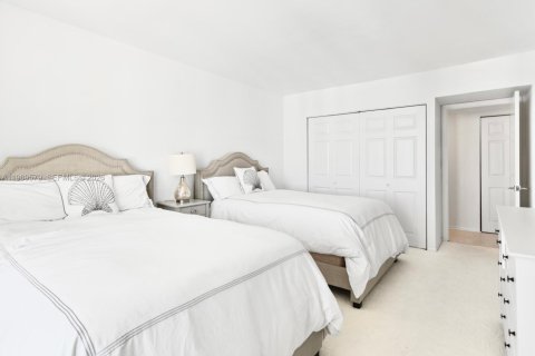 Condominio en venta en Hollywood, Florida, 2 dormitorios, 117.99 m2 № 2030318 - foto 23