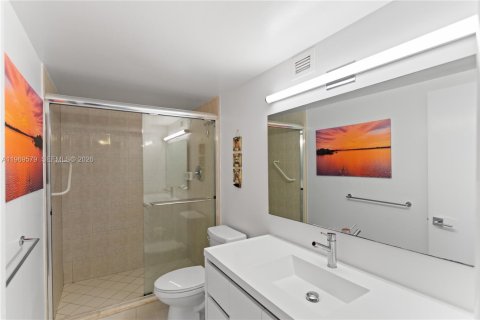 Condominio en venta en Hollywood, Florida, 2 dormitorios, 117.99 m2 № 2030318 - foto 24