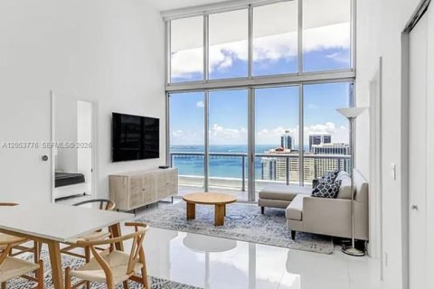 Condo in Miami, Florida, 2 bedrooms  № 2179476 - photo 3