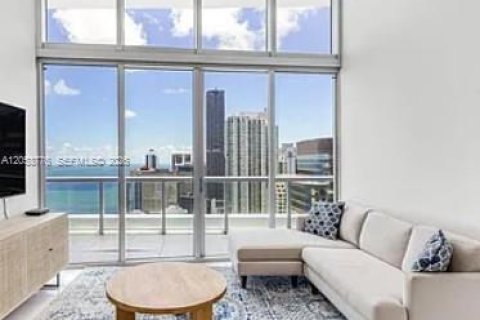 Condo in Miami, Florida, 2 bedrooms  № 2179476 - photo 4