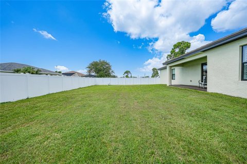Casa en venta en Cape Coral, Florida, 3 dormitorios, 141.4 m2 № 1907545 - foto 30