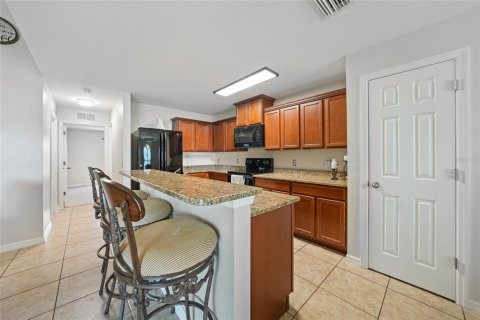 Casa en venta en Cape Coral, Florida, 3 dormitorios, 141.4 m2 № 1907545 - foto 13