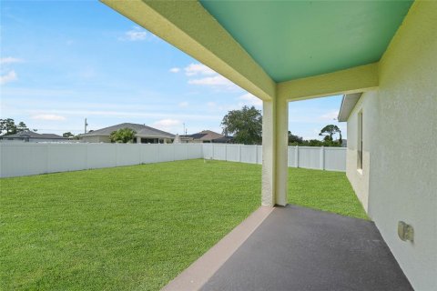 Casa en venta en Cape Coral, Florida, 3 dormitorios, 141.4 m2 № 1907545 - foto 29