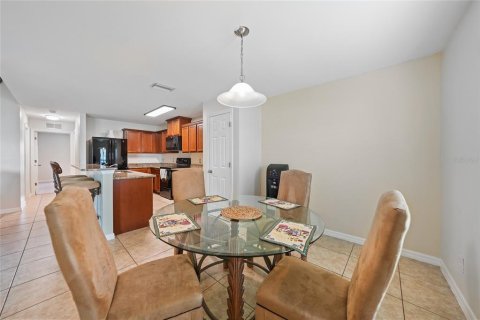 Casa en venta en Cape Coral, Florida, 3 dormitorios, 141.4 m2 № 1907545 - foto 11