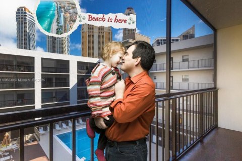 Copropriété à vendre à Sunny Isles Beach, Floride: 2 chambres, 68.75 m2 № 2297358 - photo 3