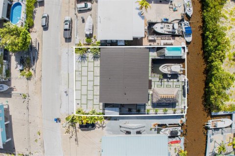 House in Key Largo, Florida 4 bedrooms, 206.52 sq.m. № 1848932 - photo 6