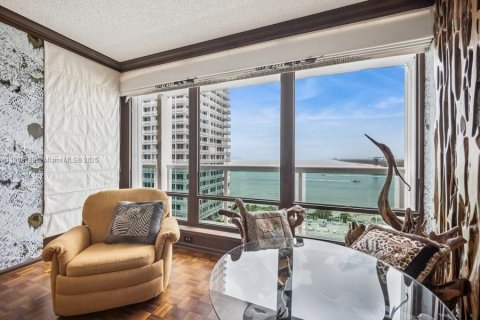 Condominio en venta en Fort Lauderdale, Florida, 2 dormitorios, 174.66 m2 № 2012955 - foto 17