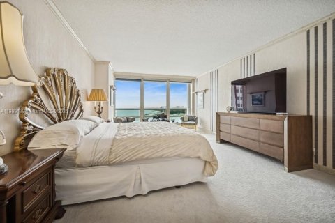 Condominio en venta en Fort Lauderdale, Florida, 2 dormitorios, 174.66 m2 № 2012955 - foto 12