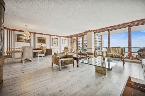 Condominio en venta en Fort Lauderdale, Florida, 2 dormitorios, 174.66 m2 № 2012955 - foto 5