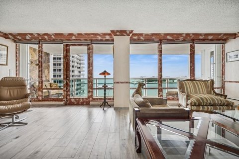 Condominio en venta en Fort Lauderdale, Florida, 2 dormitorios, 174.66 m2 № 2012955 - foto 7