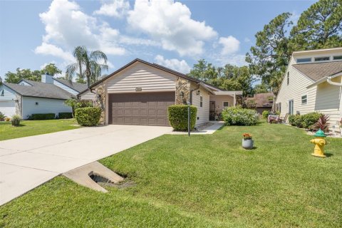 House in Daytona Beach, Florida 2 bedrooms, 193.79 sq.m. № 2216394