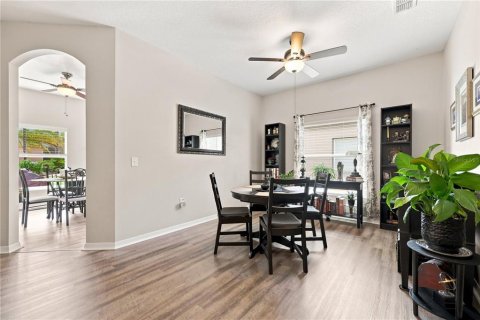 House in Kissimmee, Florida 2 bedrooms, 146.23 sq.m. № 2321066 - photo 13