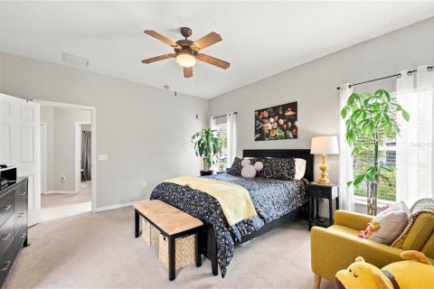 House in Kissimmee, Florida 2 bedrooms, 146.23 sq.m. № 2321066 - photo 27