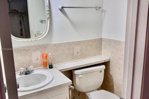 Copropriété à vendre à Deerfield Beach, Floride: 1 chambre, 65.03 m2 № 1928389 - photo 8