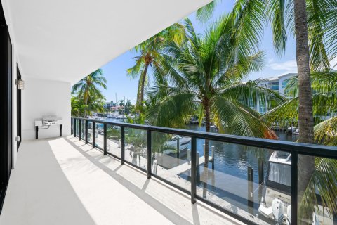 Copropriété à vendre à Fort Lauderdale, Floride: 3 chambres, 197.7 m2 № 2393355 - photo 28